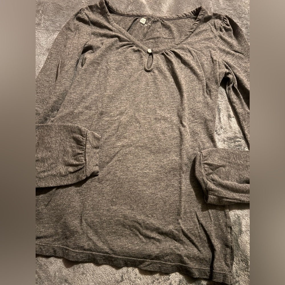 Gap peep long sleeve gray top size small boho
